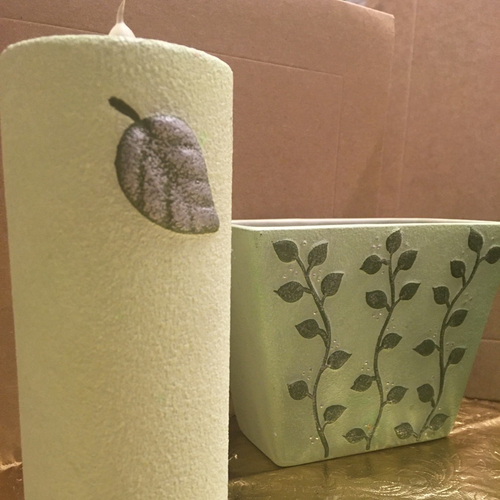 Partylite Light Green Spring Candle Set - Picture 4 of 7